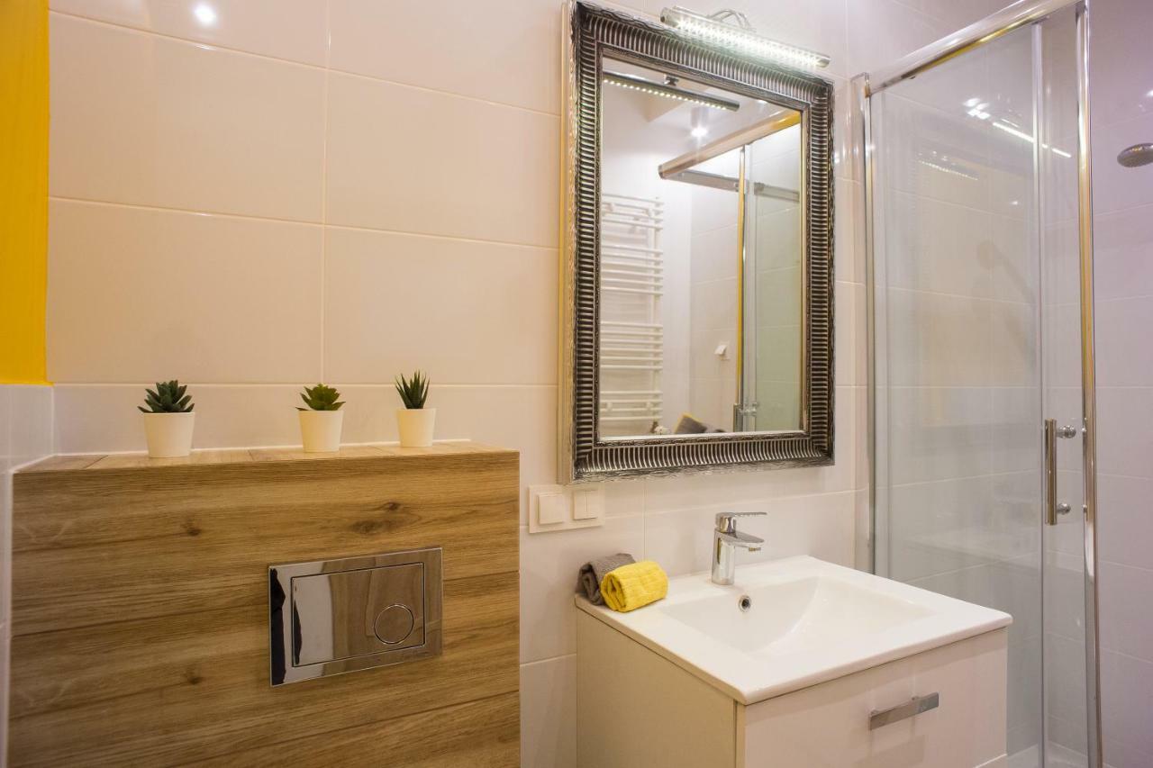 Atrium Apartment Z Garazem Stary Toruń Exteriör bild