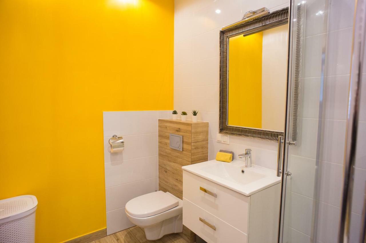 Atrium Apartment Z Garazem Stary Toruń Exteriör bild